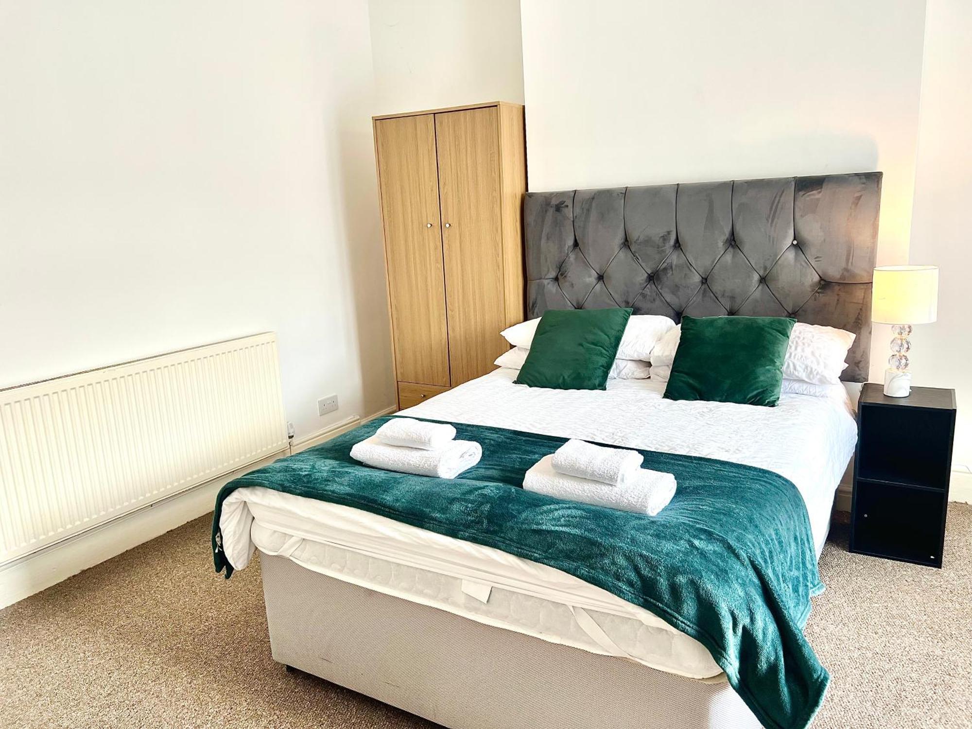 The Coral Guest House 1 Fratton Park Портцмаус Экстерьер фото