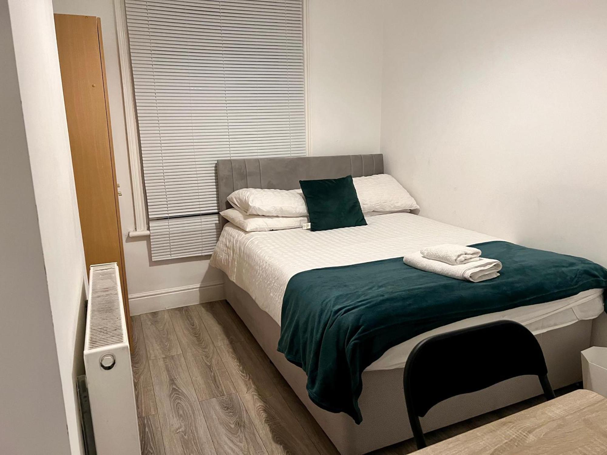 The Coral Guest House 1 Fratton Park Портцмаус Экстерьер фото