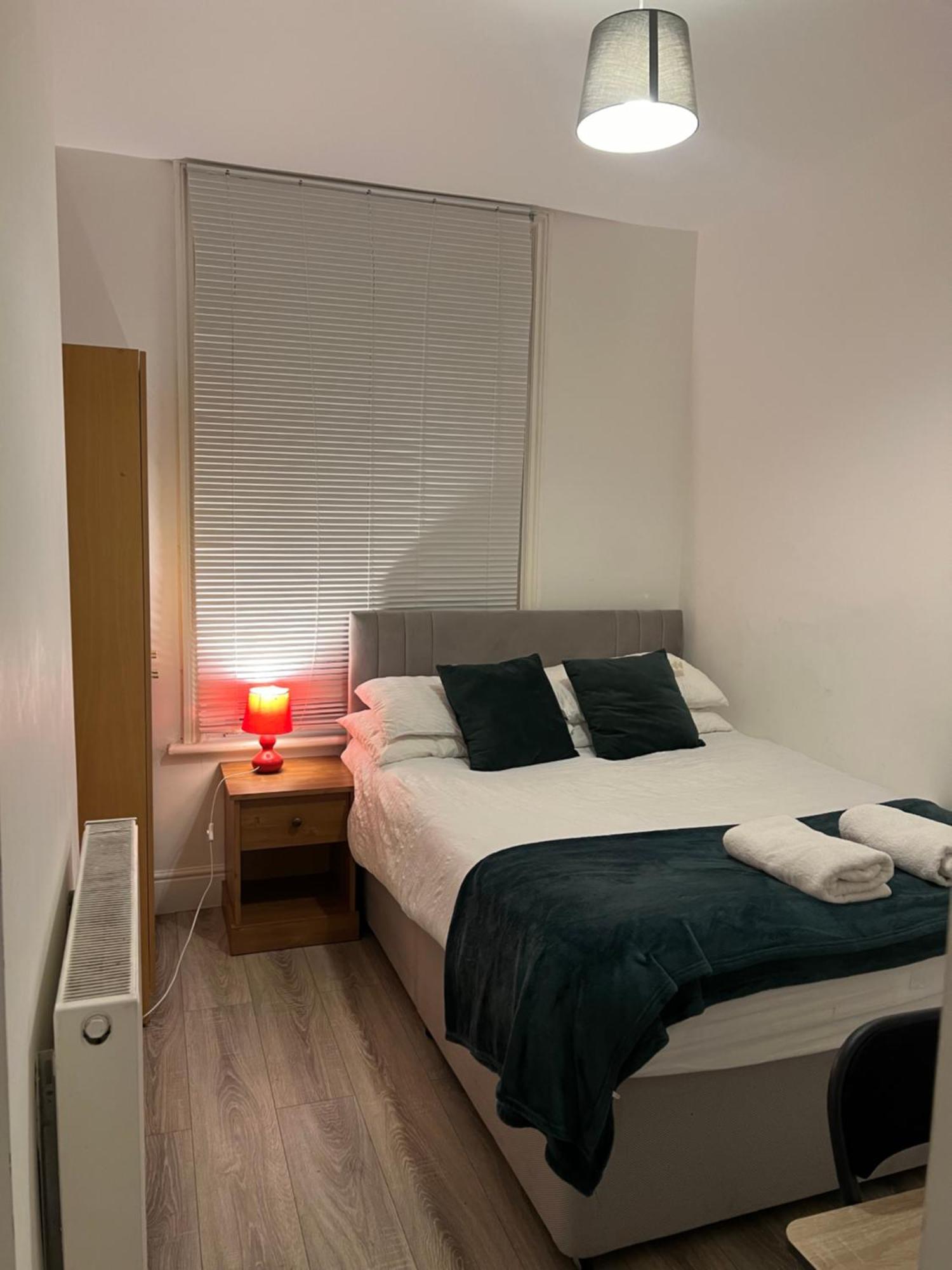 The Coral Guest House 1 Fratton Park Портцмаус Экстерьер фото