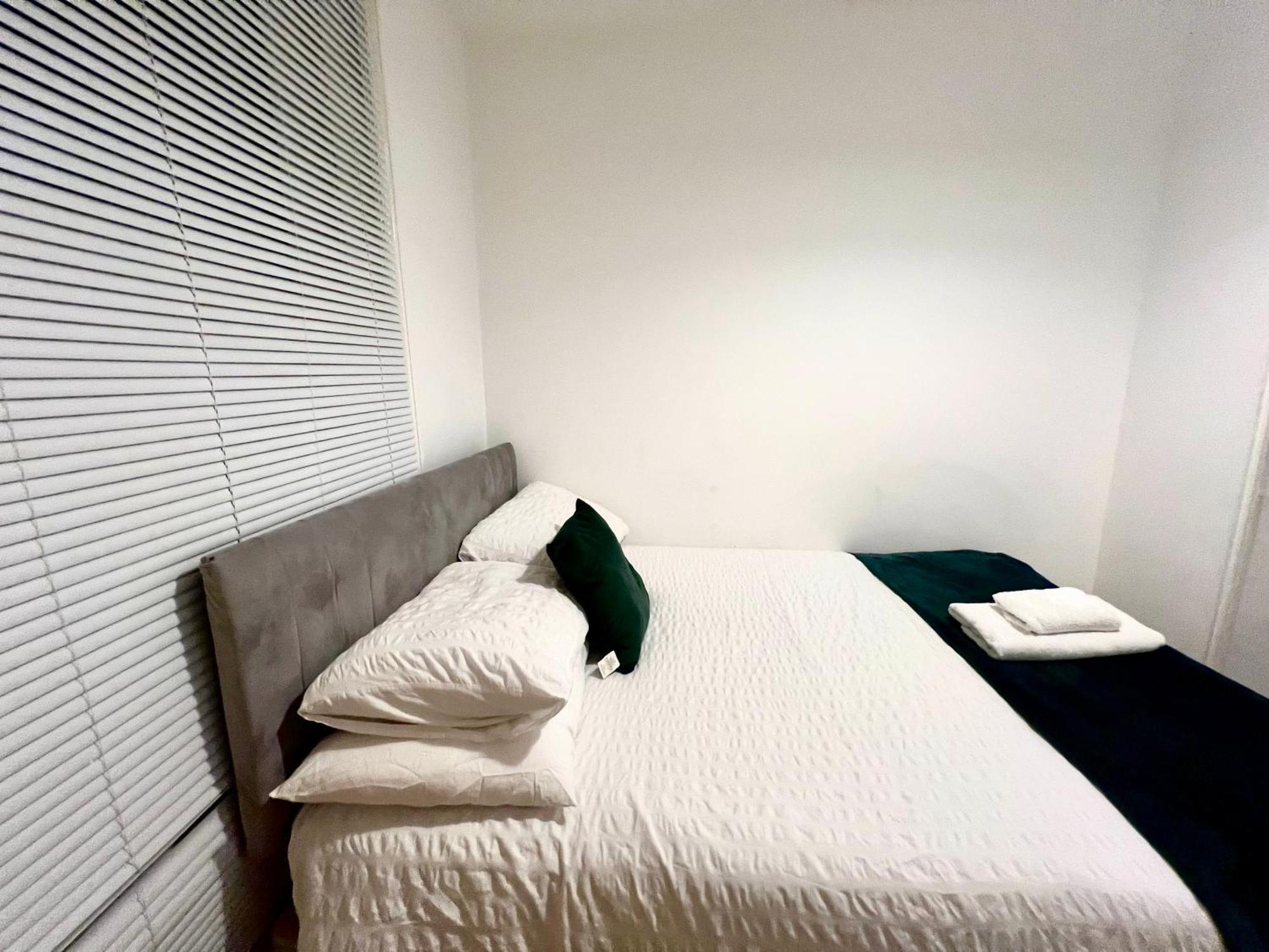 The Coral Guest House 1 Fratton Park Портцмаус Экстерьер фото