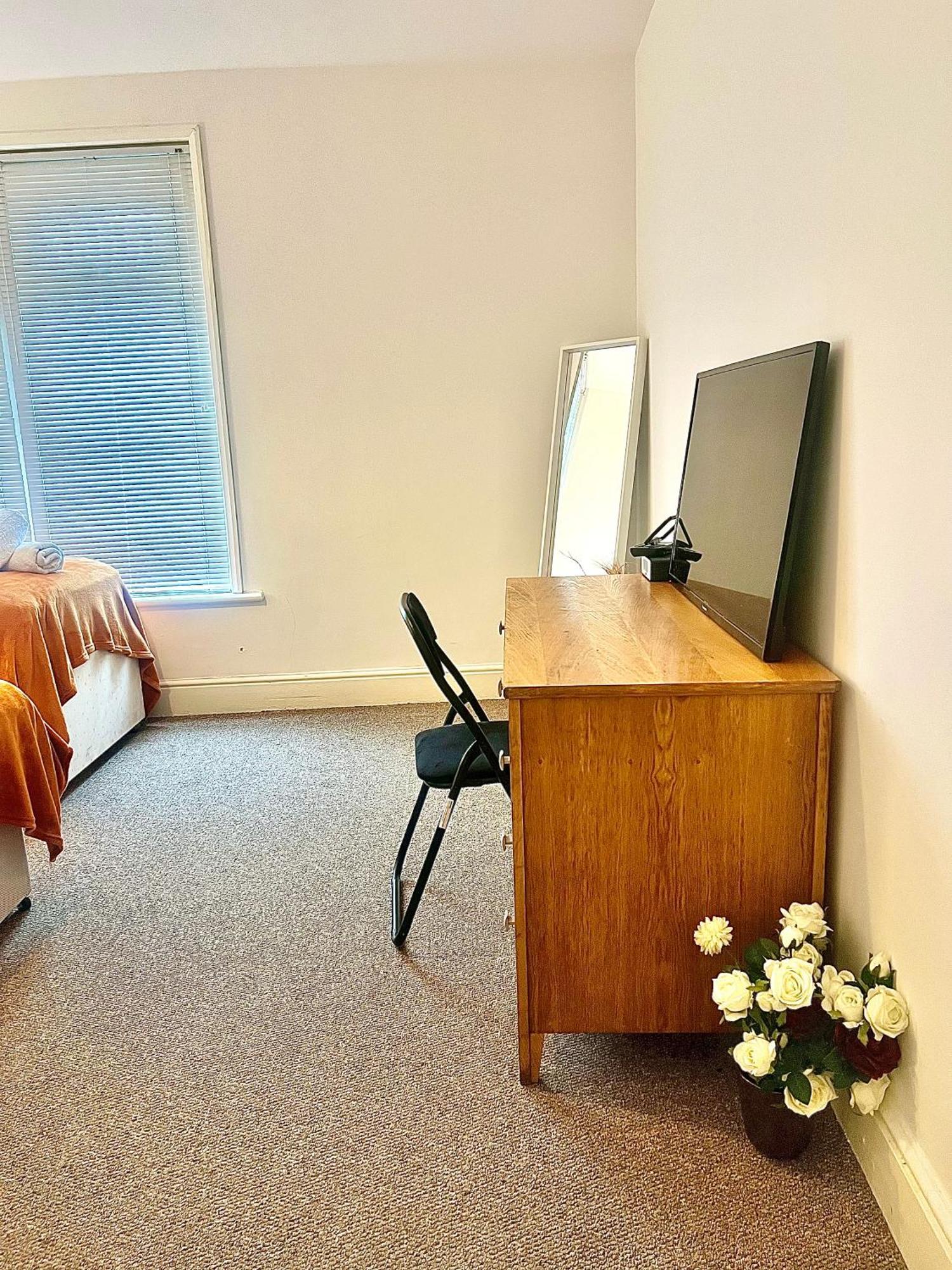 The Coral Guest House 1 Fratton Park Портцмаус Экстерьер фото